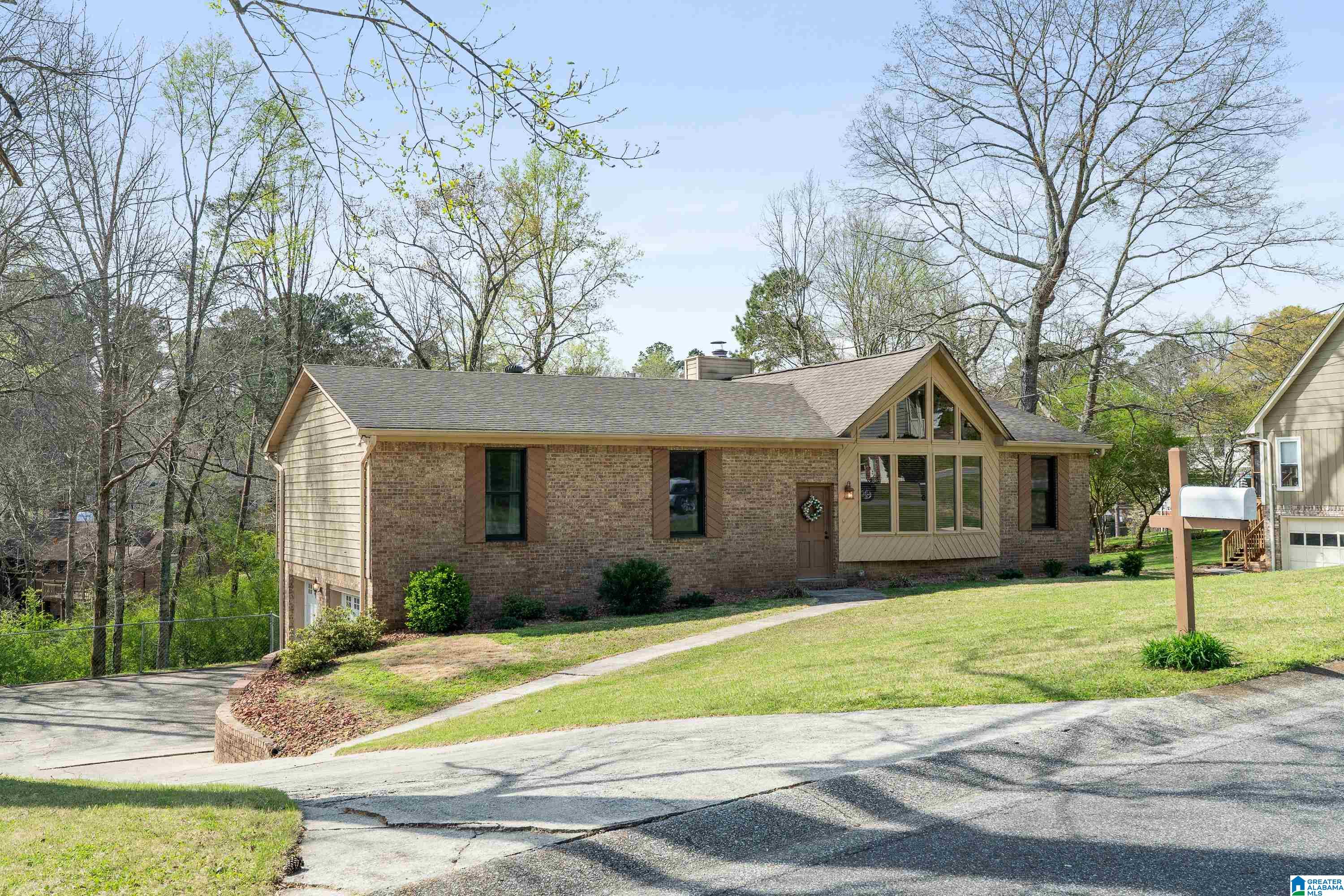 4317 Palisades Road Birmingham, AL 35210 - Photo 2 of 36