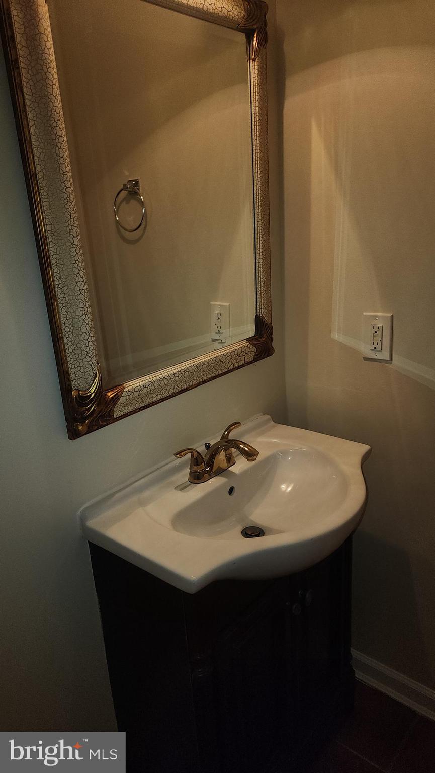 9803 Kraft Hill Road Perry Hall, MD 21128 - Photo 14 of 40 Gallery Image 14