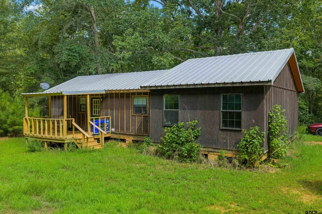 $882,500 | 17315 Farm To Market 2089, Overton, TX 75684