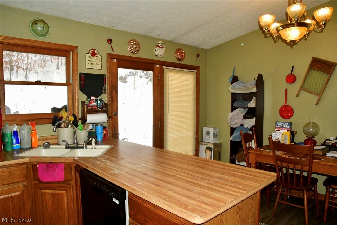 2469 Restless Road Zanesville, OH 43701 - Photo 10 of 23 Gallery Image 10