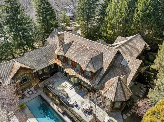 $6,995,000 | 130 Cabot Street, Brookline, MA 02467