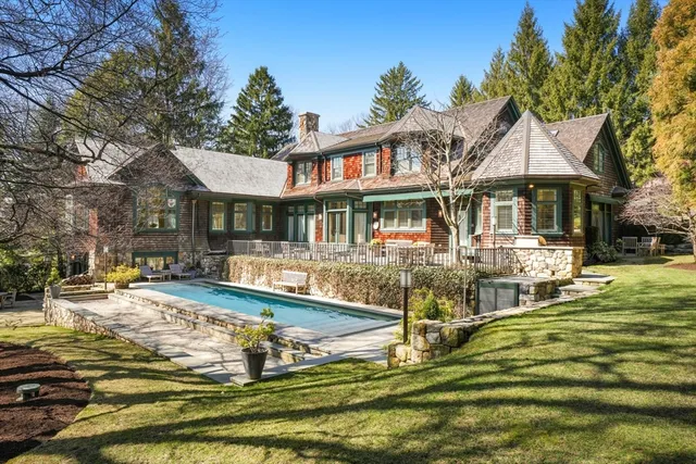 $6,995,000 | 130 Cabot Street, Brookline, MA 02467