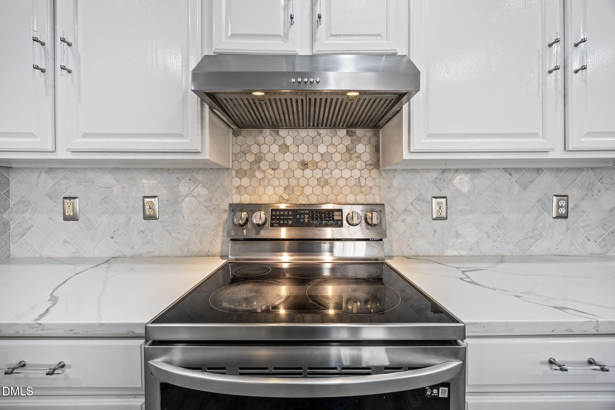 6307 Quitman Trail Raleigh, NC 27610 - Photo 16 of 35 a close view of stove