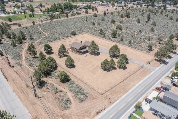 $999,900 | 2190 State Lane, Big Bear City, CA 92314
