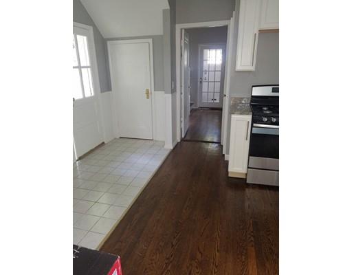 33 Havelock Road Worcester, MA 01602 - Photo 11 of 27