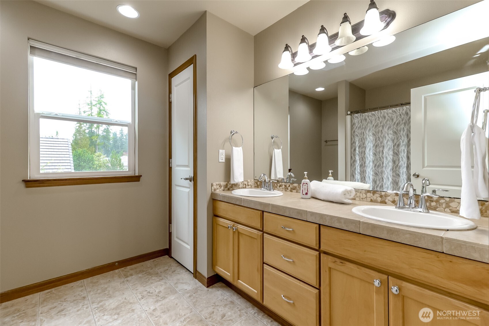 7114 Muirkirk Lane Southwest Port Orchard, WA 98367 - Photo 34 of 39