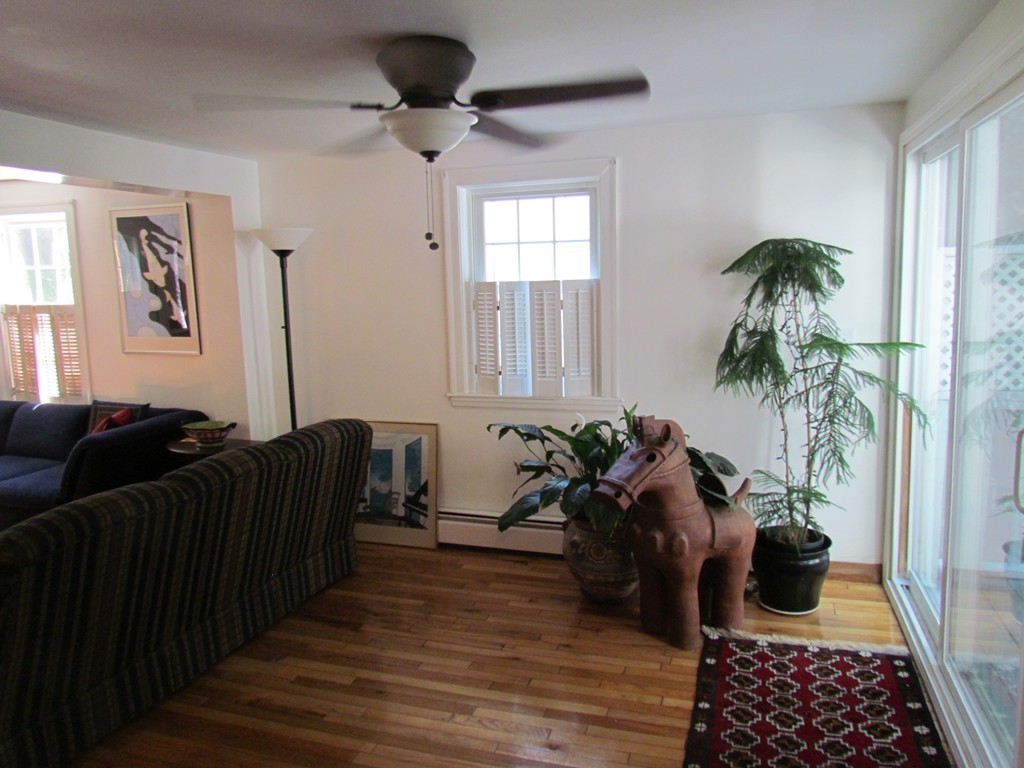 40 Downing Road Lexington, MA 02421 - Photo 3 of 22