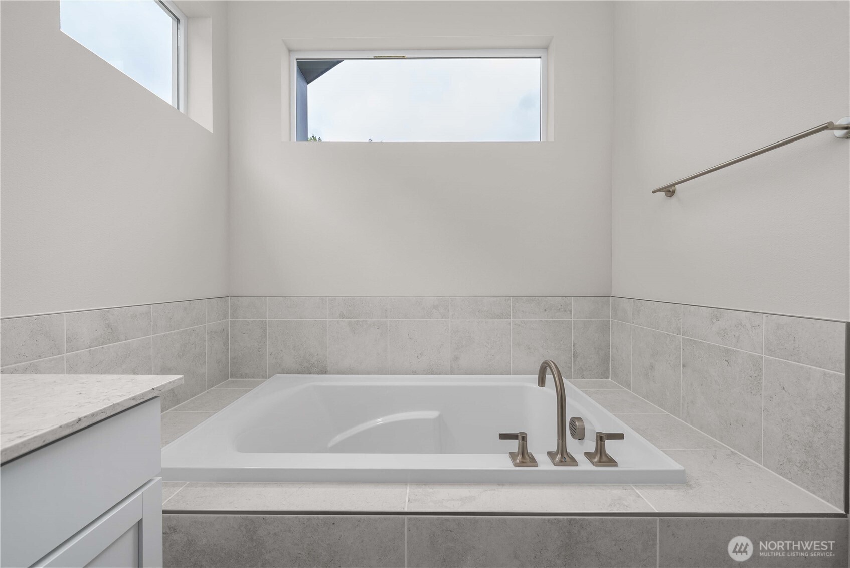 4273 Aberdeen Way Northeast Renton, WA 98056 - Photo 15 of 33 Gallery Image 15