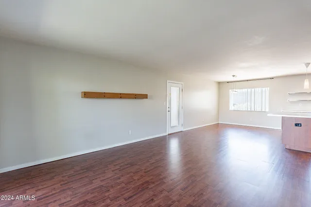 $1,995 | 1630 East Georgia Avenue, Unit 204, Phoenix, AZ 85016