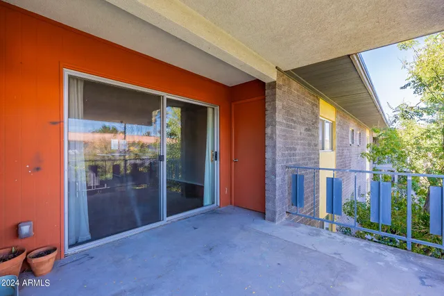 $1,995 | 1630 East Georgia Avenue, Unit 204, Phoenix, AZ 85016