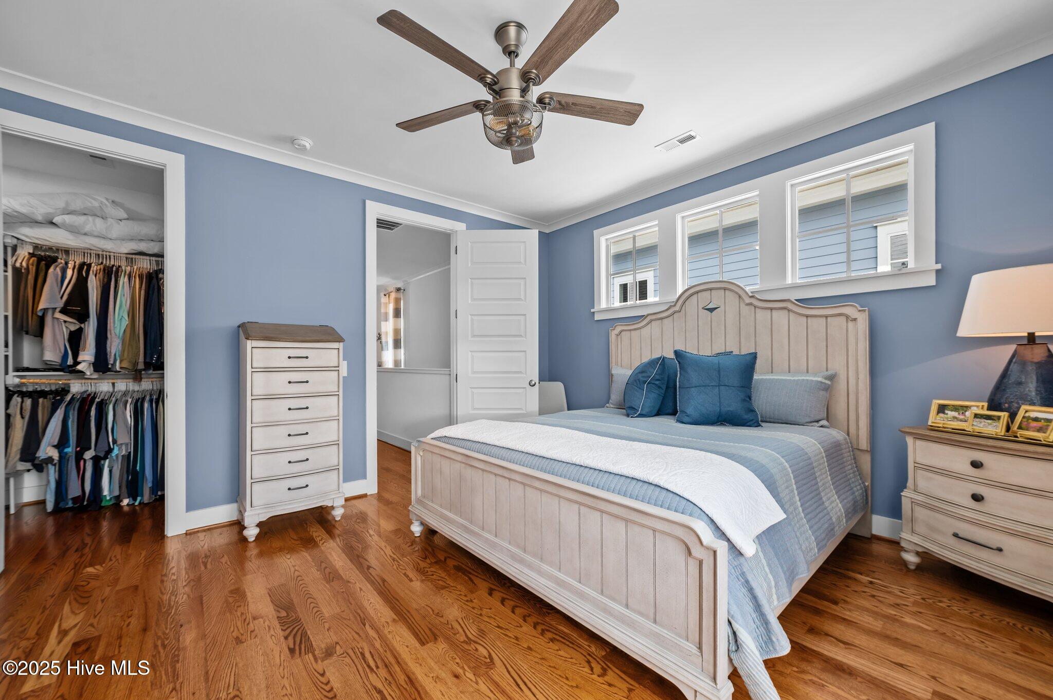 233 East Water Street Washington, NC 27889 - Photo 38 of 47 Beautiful hardwoods throughout