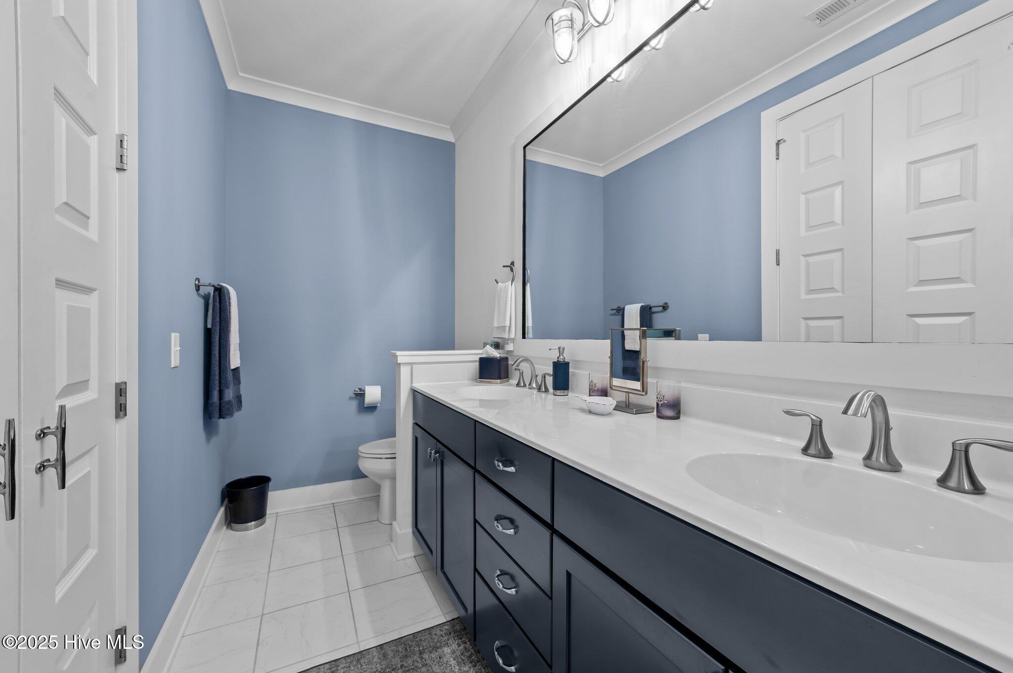 233 East Water Street Washington, NC 27889 - Photo 43 of 47 Double sink vanity