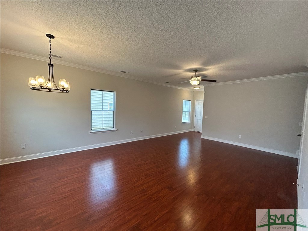 540 Fairview Circle Hinesville, GA 31313 - Photo 3 of 14