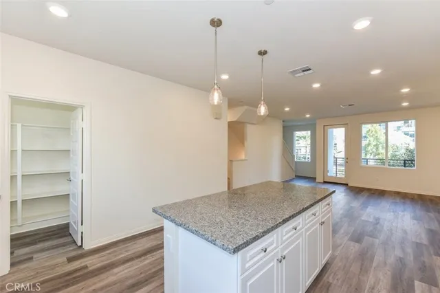 $4,500 | 106 Unity, Irvine, CA 92614