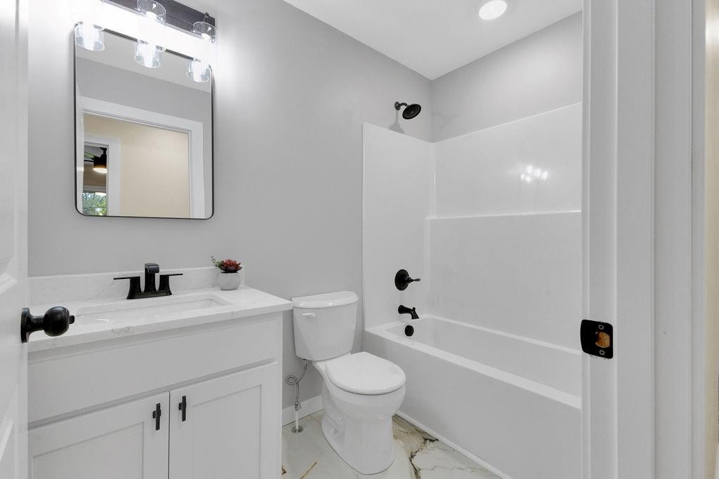 4716 Northeast Amazonia Road St. Joseph, MO 64505 - Photo 20 of 59