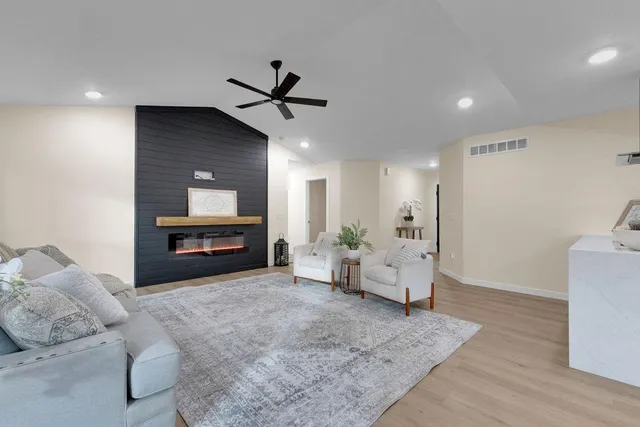 $485,000 | 4716 Northeast Amazonia Road, St. Joseph, MO 64505