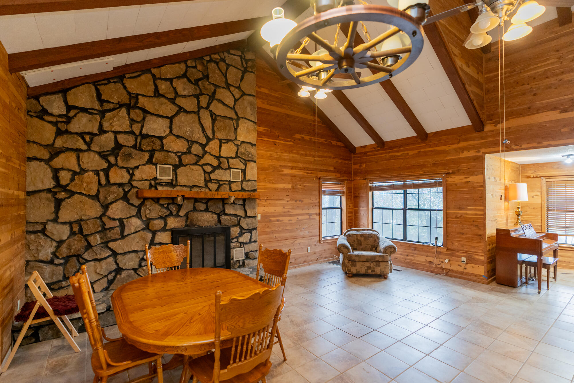 801 Tram Trail Dunlap, TN 37327 - Photo 9 of 80 Living/dining room