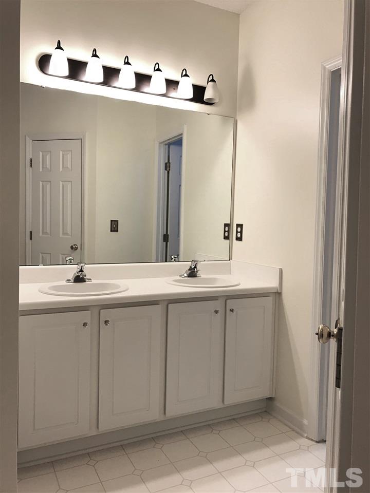 4901 Ayden Mill Road Apex, NC 27539 - Photo 14 of 25 Gallery Image 14
