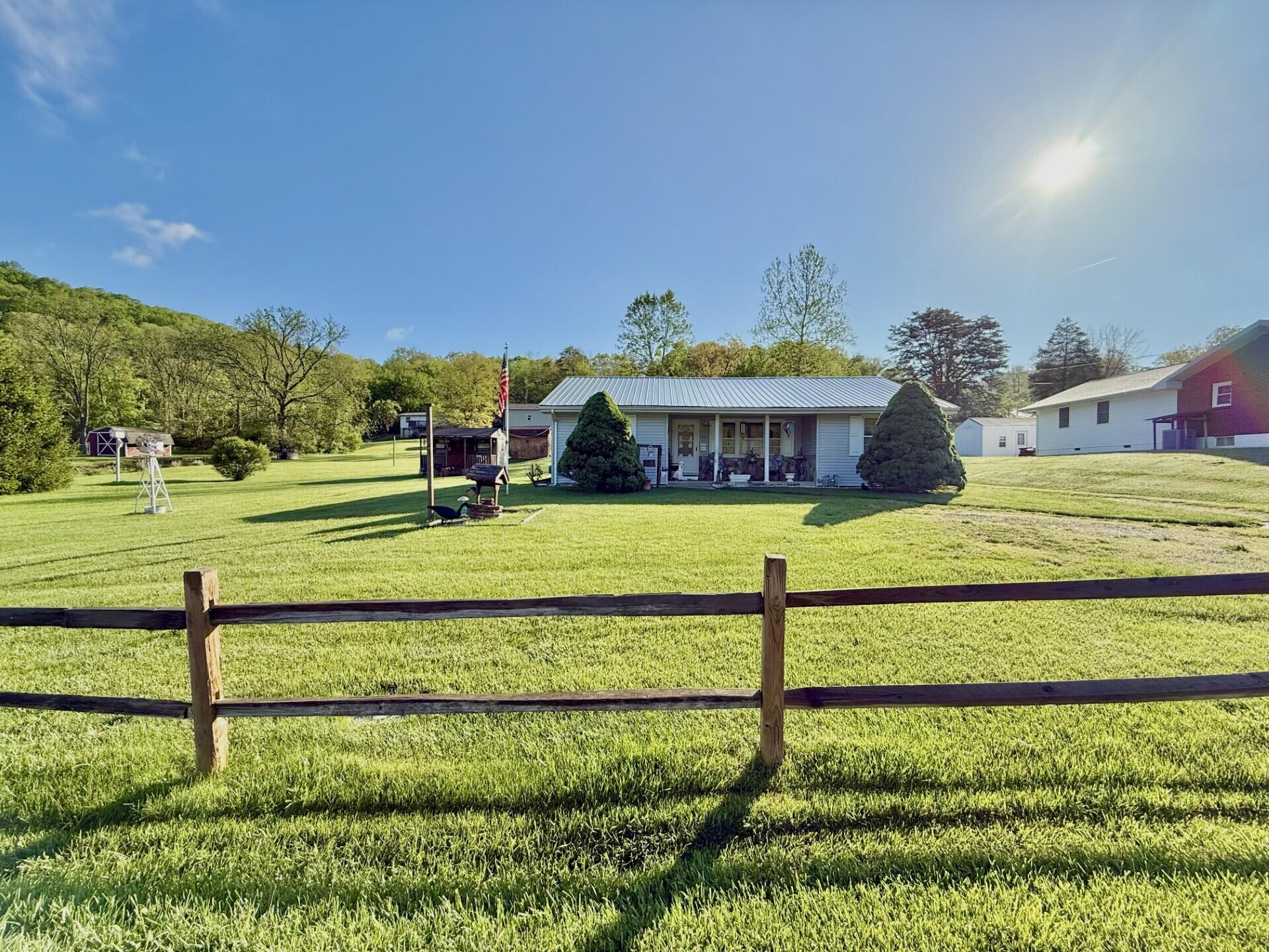 54 Baby Farms Road Peterstown, WV 24963 - Photo 6 of 45 Gallery Image 6