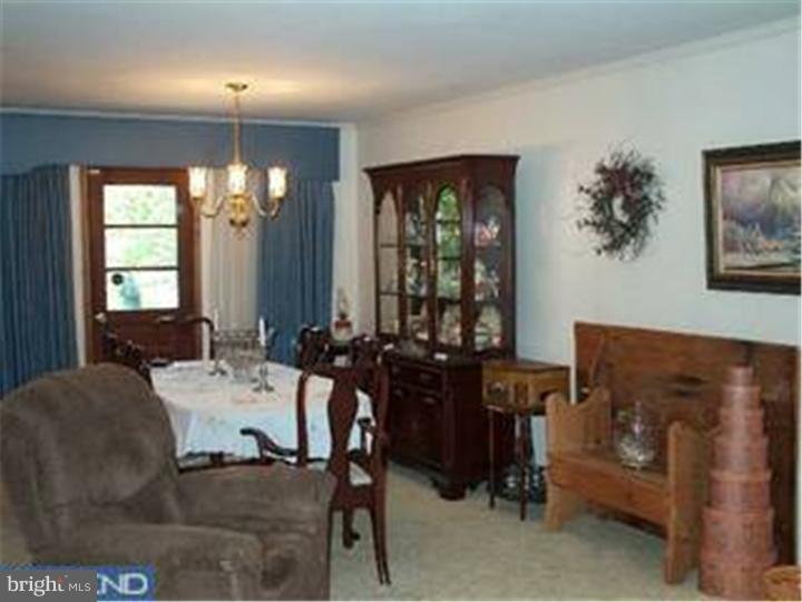113 Viola Road Phoenixville, PA 19460 - Photo 3 of 19 Dining Room