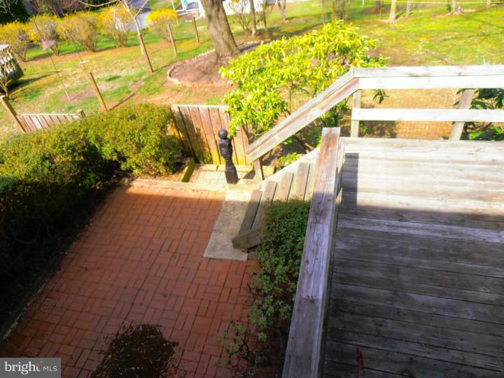 113 Viola Road Phoenixville, PA 19460 - Photo 8 of 19 Deck