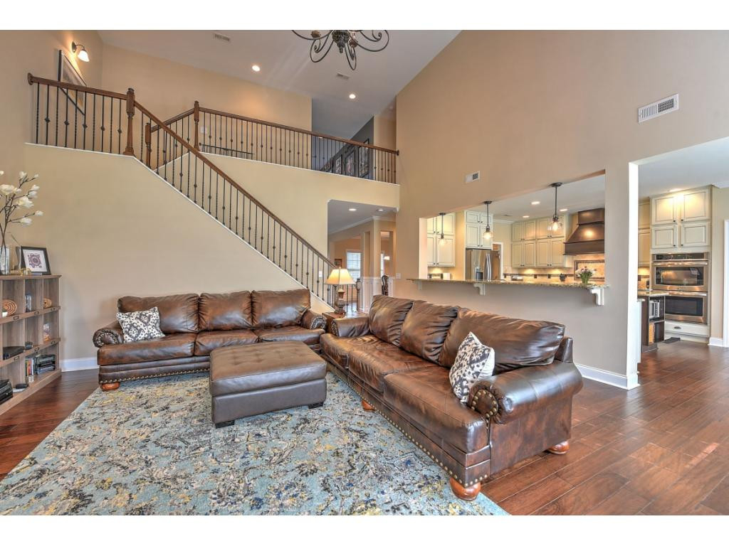 2912 Viewforth Court Kingsport, TN 37664 - Photo 8 of 35 Photo 8