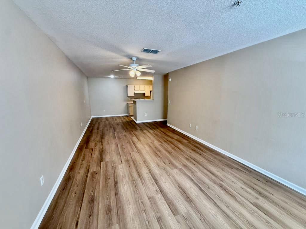 4332 South Kirkman Road, Unit 1003 Orlando, FL 32811 - Photo 4 of 17