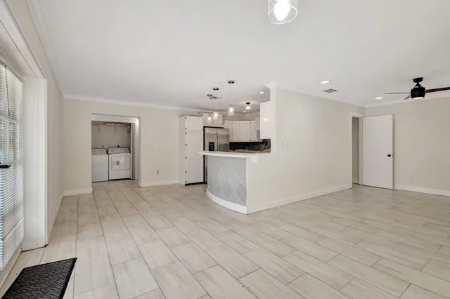 $2,650 | 1225 16th Avenue North, Lake Worth Beach, FL 33460