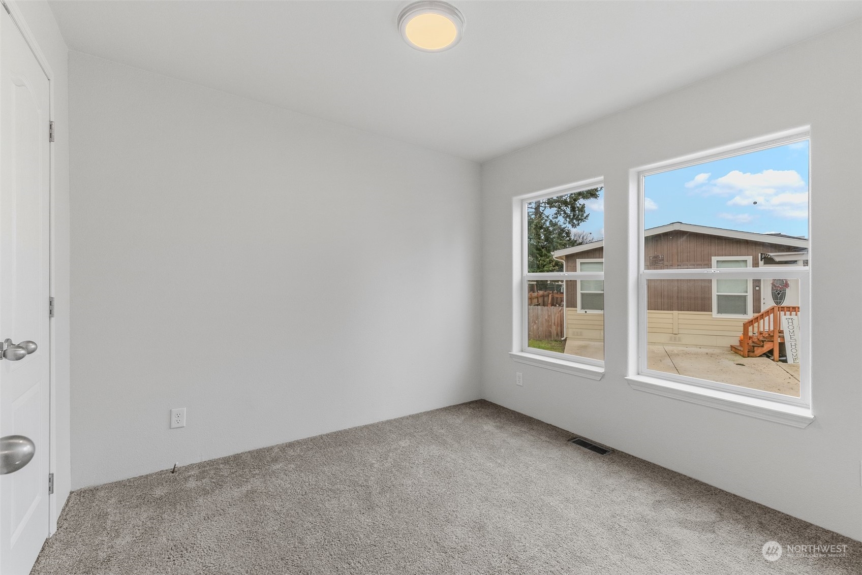 9700 Southwest Tualatin Road, Unit 48 Tualatin, OR 97062 - Photo 12 of 28