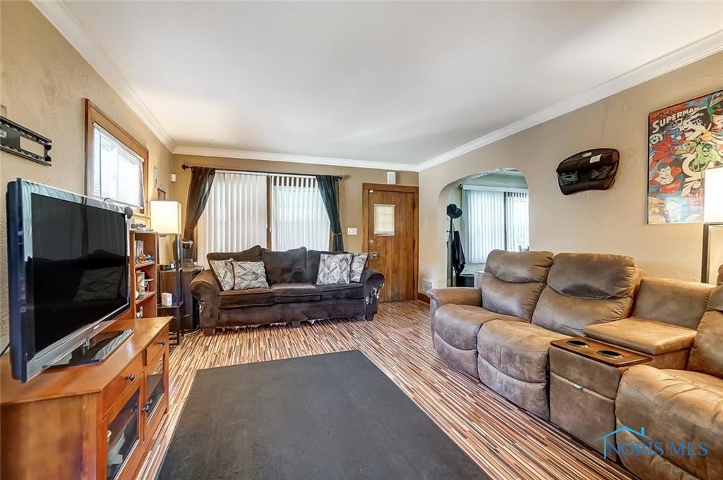 519 Cloverdale Road Toledo, OH 43612 - Photo 7 of 47 Gallery Image 7