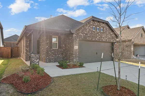 $330,000 | 432 Silent Pond Park, Lavon, TX 75166