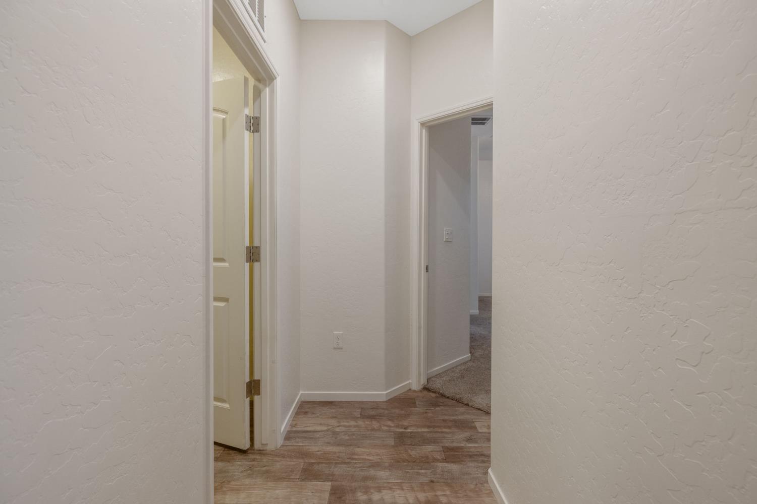 1595 Springcrest Street Hanford, CA 93230 - Photo 32 of 46