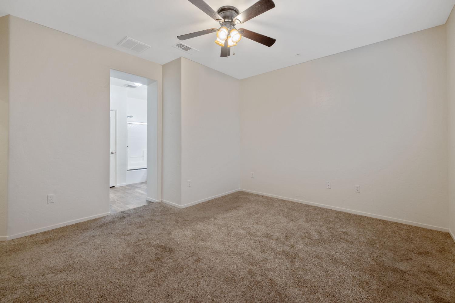 1595 Springcrest Street Hanford, CA 93230 - Photo 36 of 46