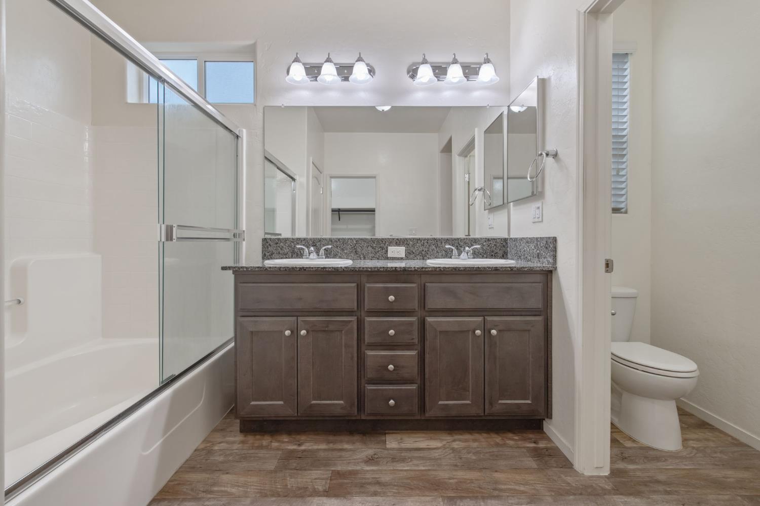 1595 Springcrest Street Hanford, CA 93230 - Photo 38 of 46