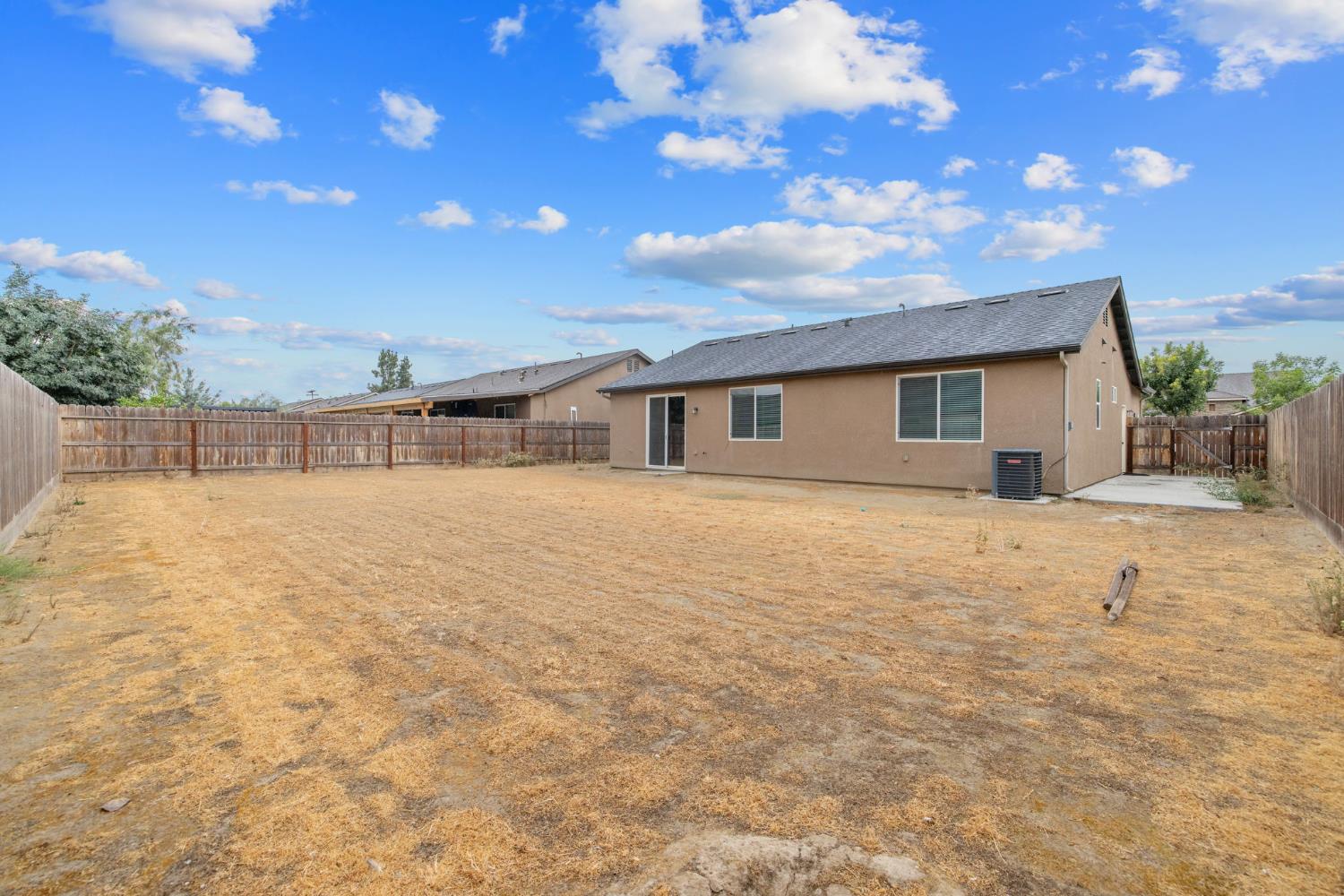 1595 Springcrest Street Hanford, CA 93230 - Photo 42 of 46