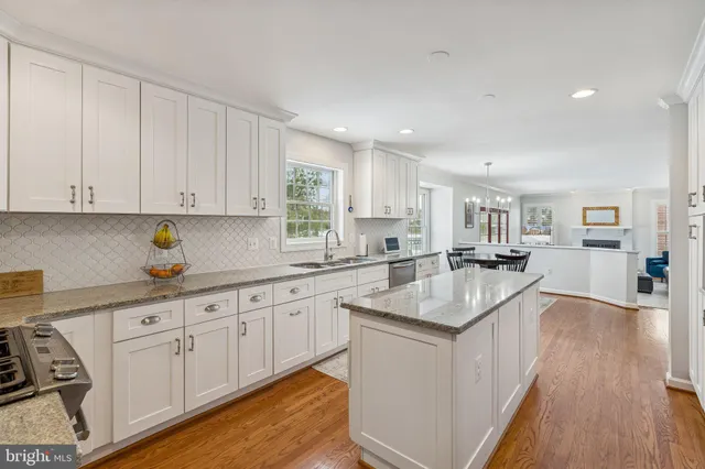 $1,099,000 | 404 Beauregard Drive Southeast, Leesburg, VA 20175