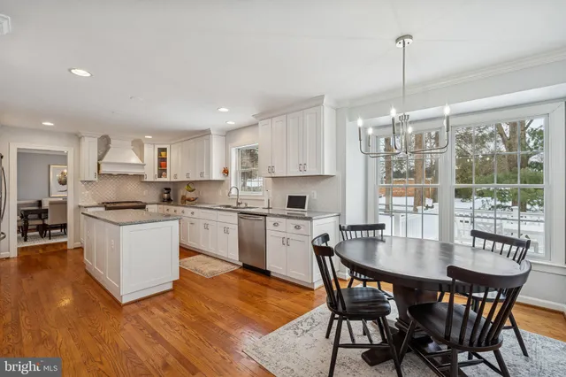 $1,099,000 | 404 Beauregard Drive Southeast, Leesburg, VA 20175