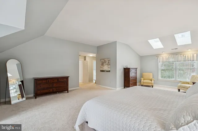 $1,099,000 | 404 Beauregard Drive Southeast, Leesburg, VA 20175