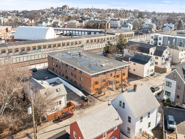 $3,100 | 14 Murdock Street, Unit 32, Somerville, MA 02145