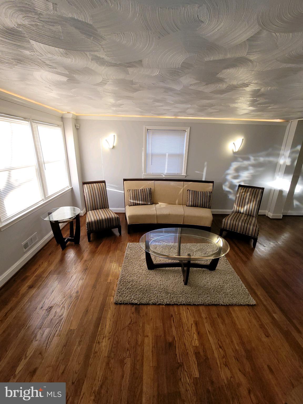 1537 Clairidge Road Baltimore, MD 21207 - Photo 3 of 20