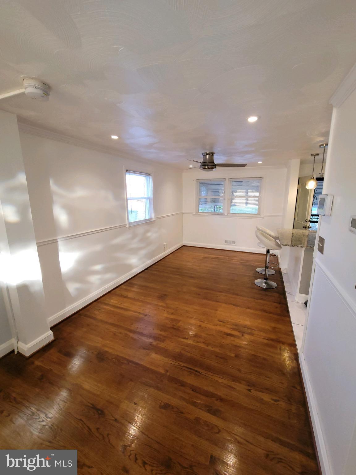 1537 Clairidge Road Baltimore, MD 21207 - Photo 5 of 20
