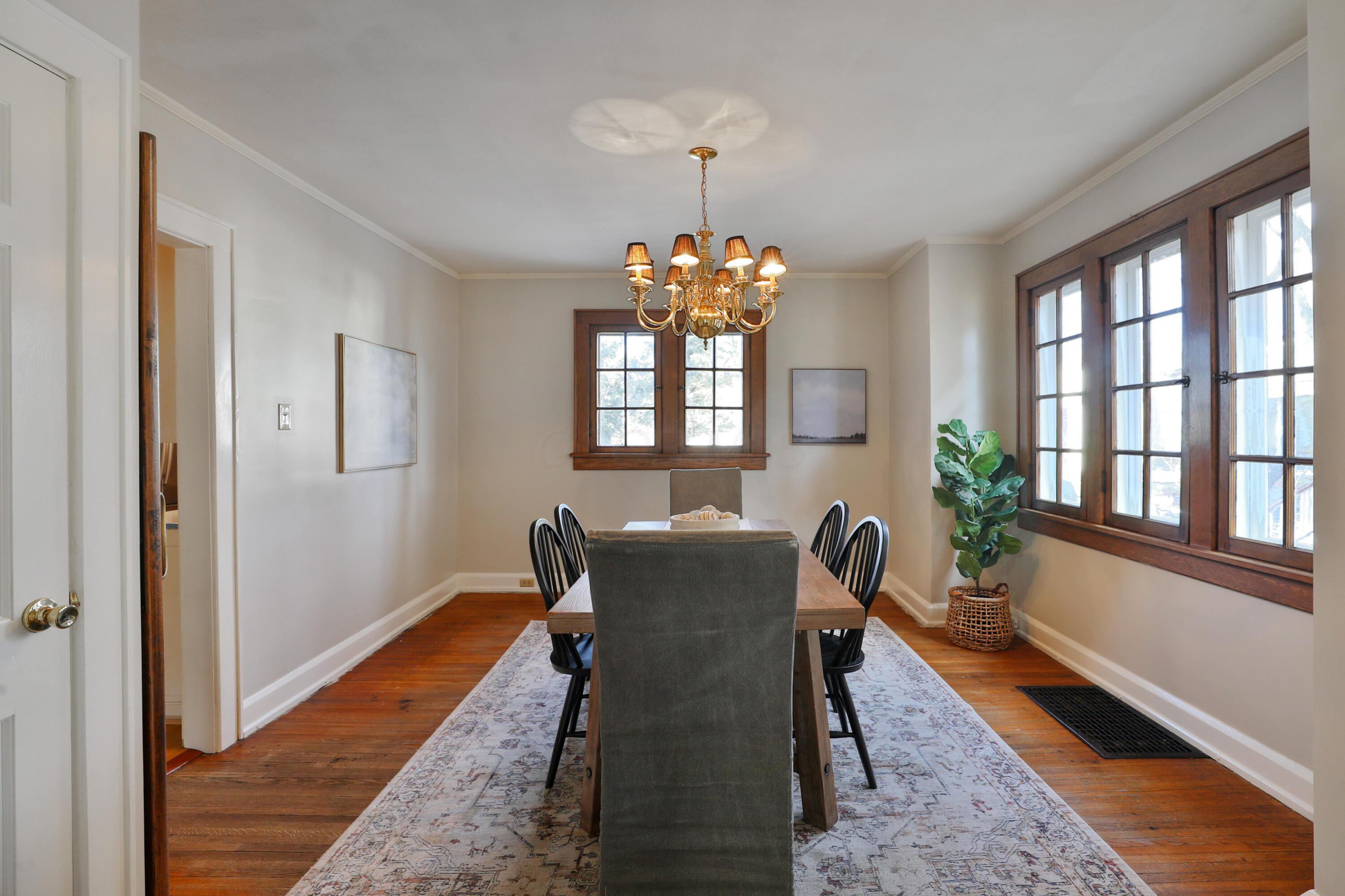 232 Brighton Road Columbus, OH 43202 - Photo 13 of 44 Dining Room