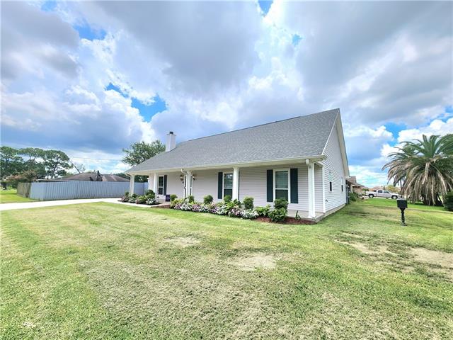 1301 Ave F Marrero, LA 70072 - Photo 3 of 27