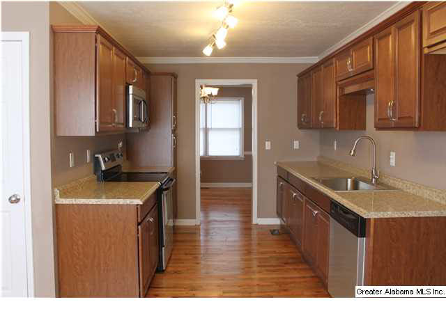 1 Knighton Place Anniston, AL 36201 - Photo 2 of 21