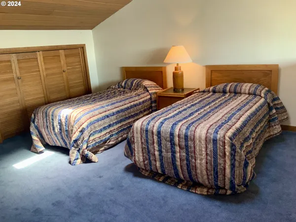 $265,000 | 94304 Wedderburn Loop, Unit 429, Gold Beach, OR 97444