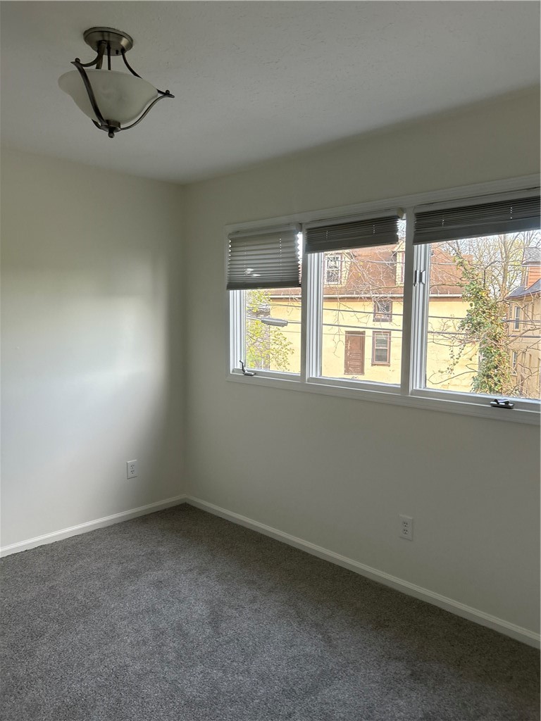 694 Broadway Rochester, NY 14607 - Photo 16 of 22
