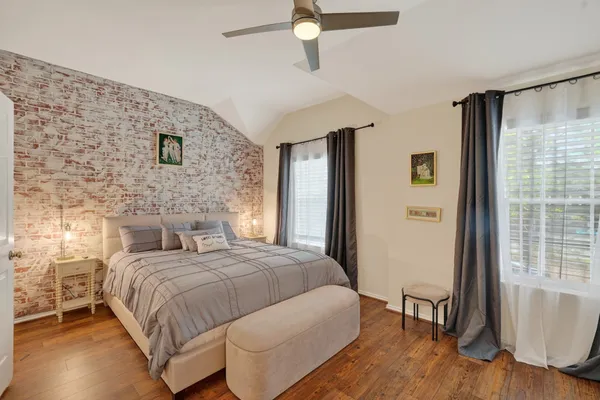 $2,900 | 30 Butterfly Branch Place, The Woodlands, TX 77382