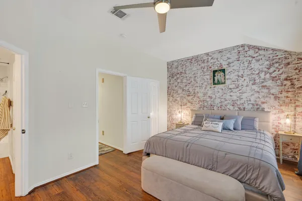 $2,900 | 30 Butterfly Branch Place, The Woodlands, TX 77382