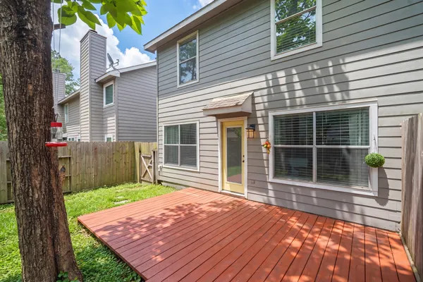 $2,900 | 30 Butterfly Branch Place, The Woodlands, TX 77382