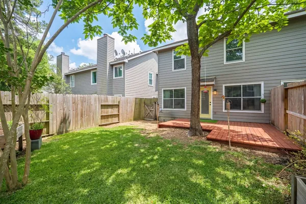 $2,900 | 30 Butterfly Branch Place, The Woodlands, TX 77382